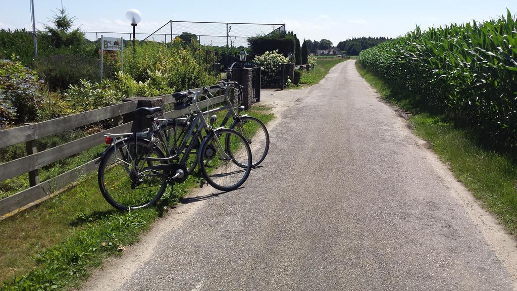 B&B Bovenweg 雷嫩 外观 照片